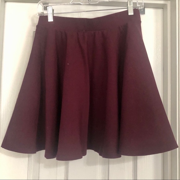 LC Lauren Conrad Skater Skirt - Picture 2 of 2